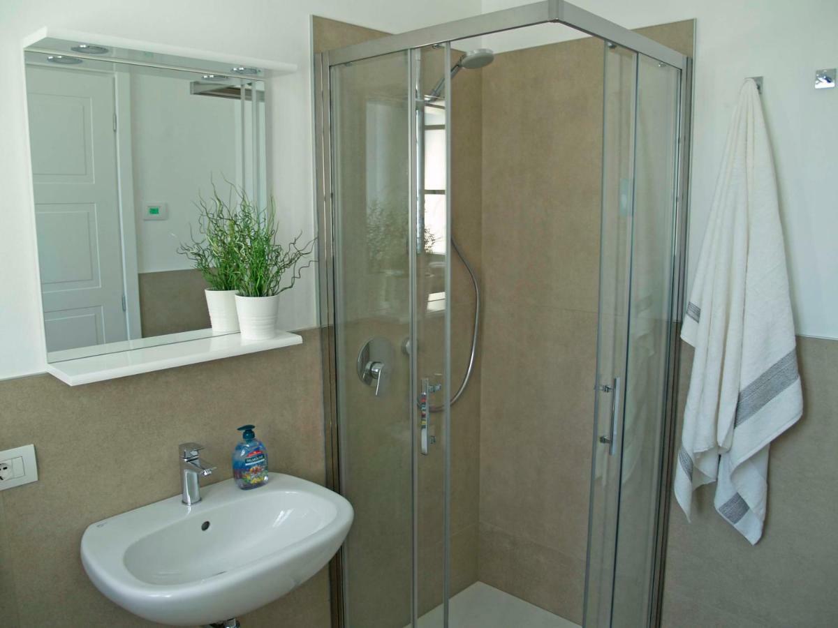 Casa Il Cedro Apartman Verbania Kültér fotó