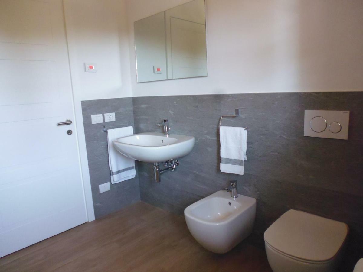 Casa Il Cedro Apartman Verbania Kültér fotó